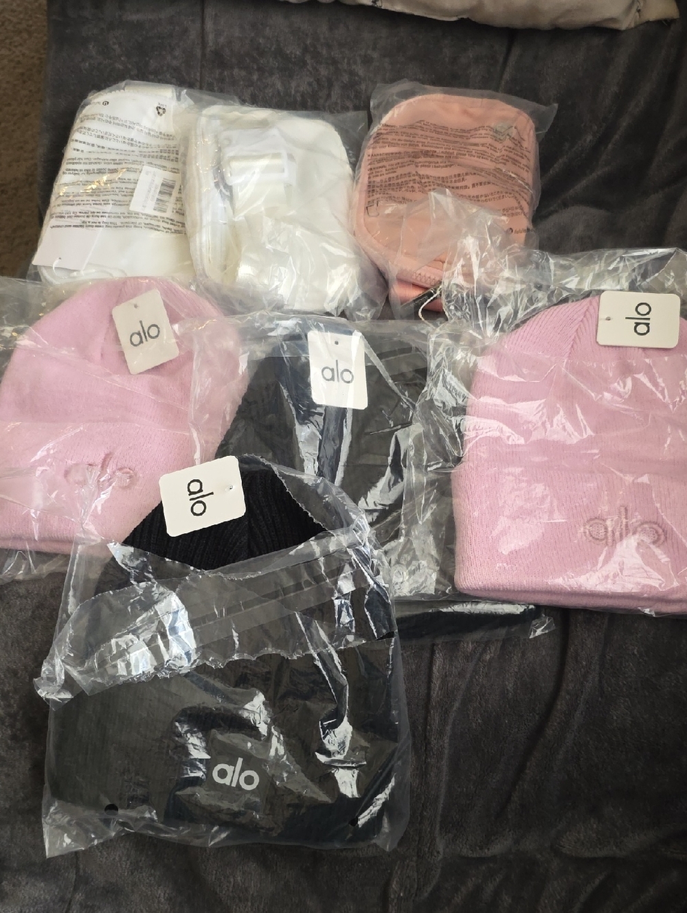ALO Beanies - Pink, Black. Lululemon Belt Bags 2 White One Pink. NEW!!